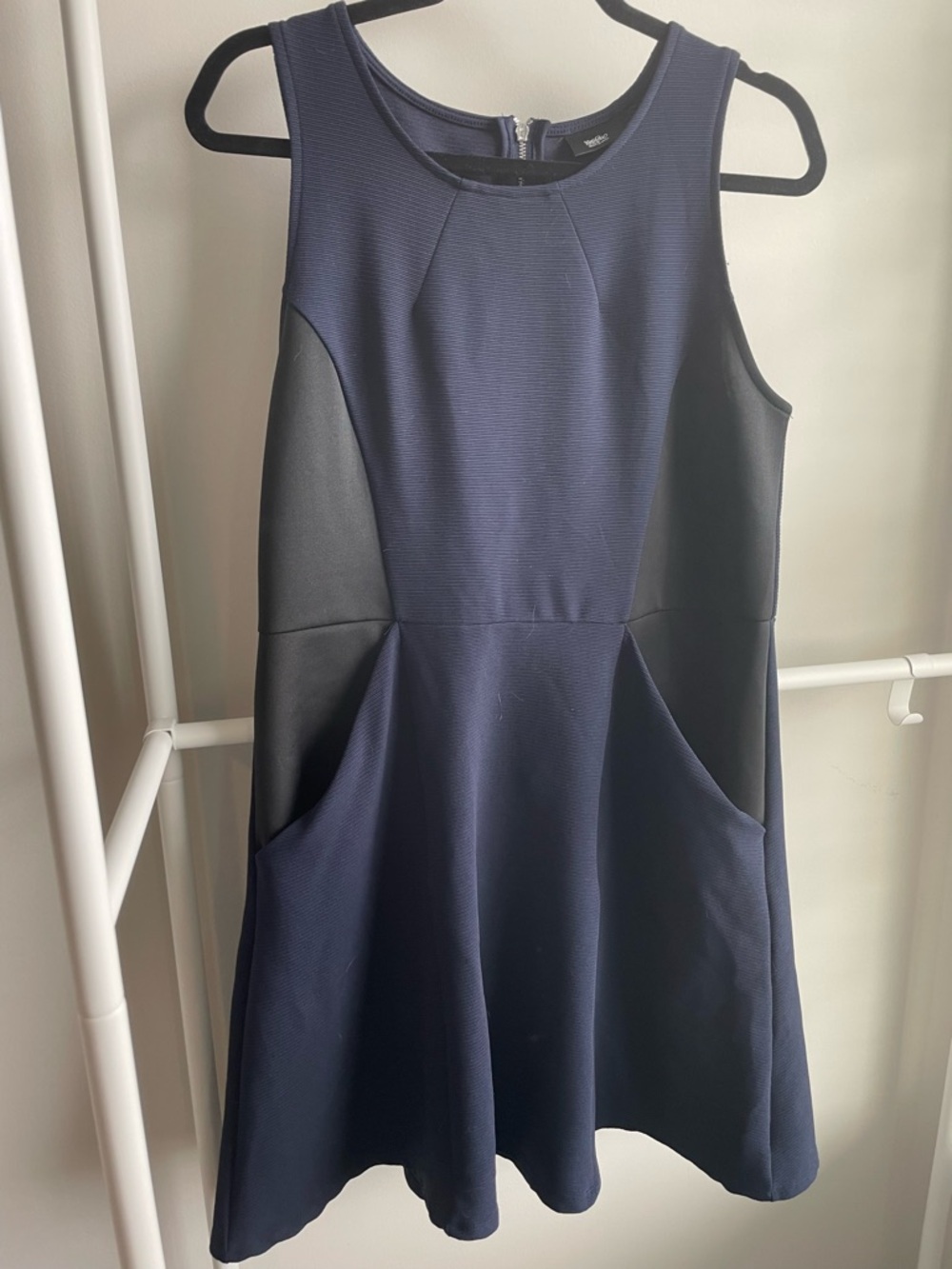 Massimo Navy and Black Sleeveless Fit-and-Flare Mini Dress